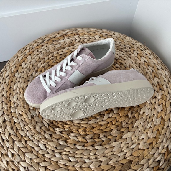 Pink Ecco Sneakers - Picture 2 of 4